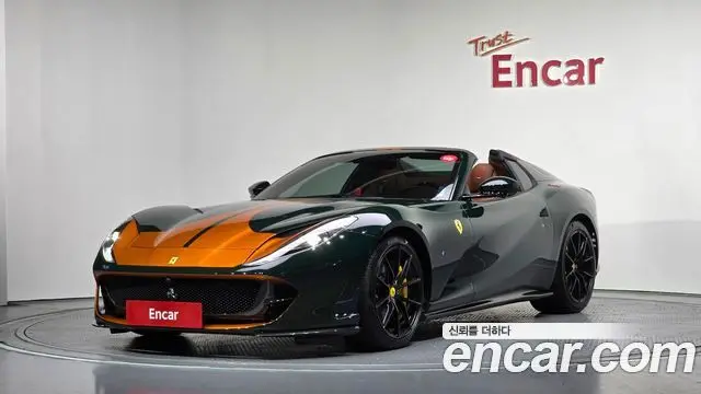 Ferrari 812