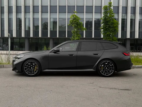 BMW M5 G99 Touring - изображение 11