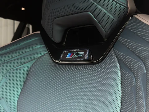 BMW M5 G99 Touring - изображение 2